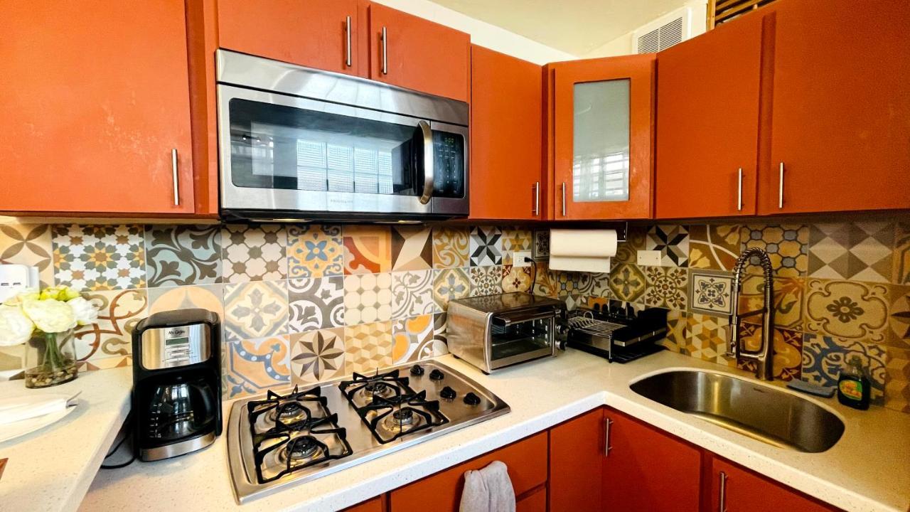 פונצ'ה Cozy Studio Retreat With Private Parking And Free Laundry מראה חיצוני תמונה