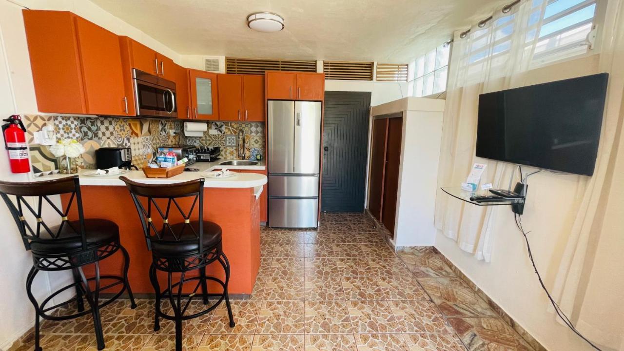פונצ'ה Cozy Studio Retreat With Private Parking And Free Laundry מראה חיצוני תמונה